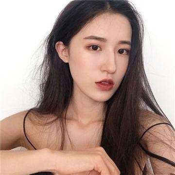 英灵幻想变态版手游下载